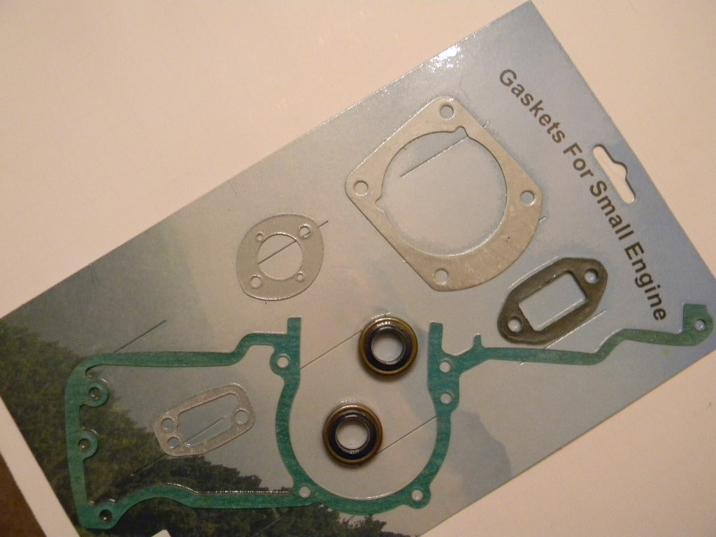 TFPJ26811 GASKET SET WITH SEALS: Jonsered 625, 630, 670 / Husqvarna 61, 268, 272 OEM = 501-522609