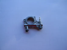 TFPJ26022 OIL PUMP: STIHL 024, 026, MS240, MS260 OEM = 1121-007-1043, 1121-640-3203