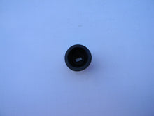 TLB20611 GROMMET THROTTLE : JONSERED 625, 630 S, 670 S / HUSVARNA 61, 66, 266, 268 ,272  OEM = 503-445001