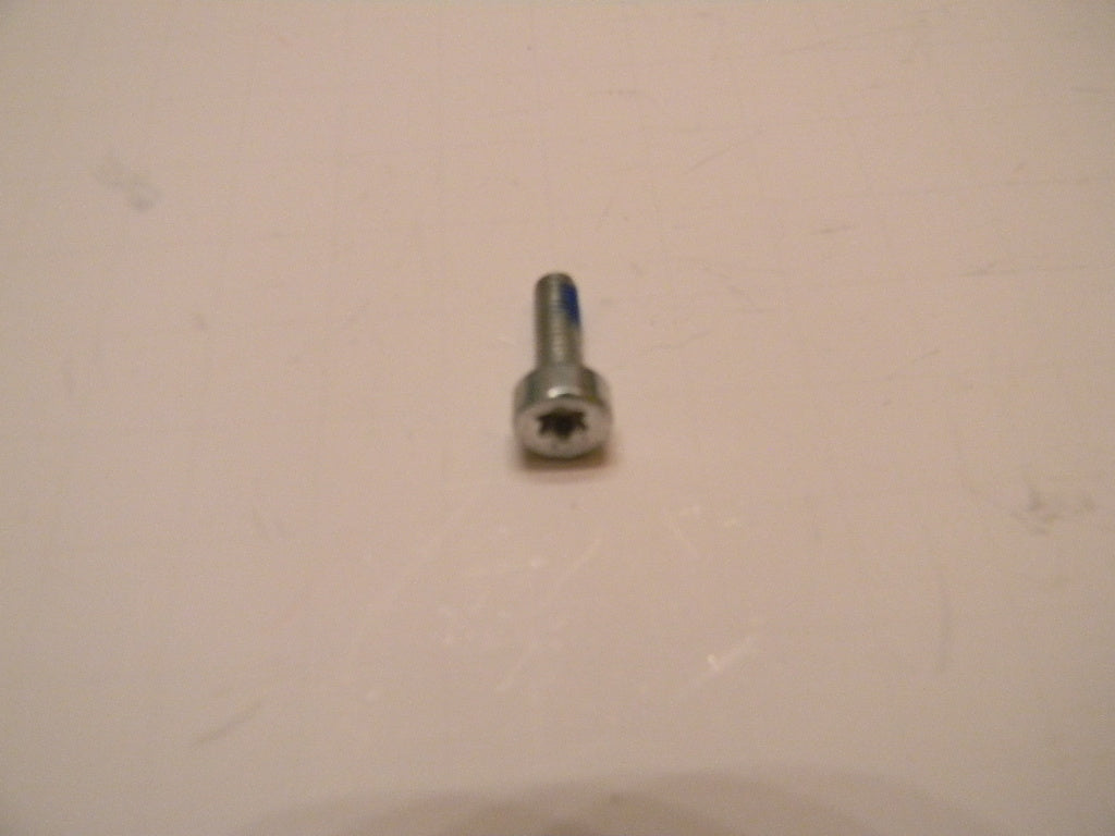 TLST0443 5X16 TORX SCREW : STIHL 038, MS380  OEM = 9022-341-0980