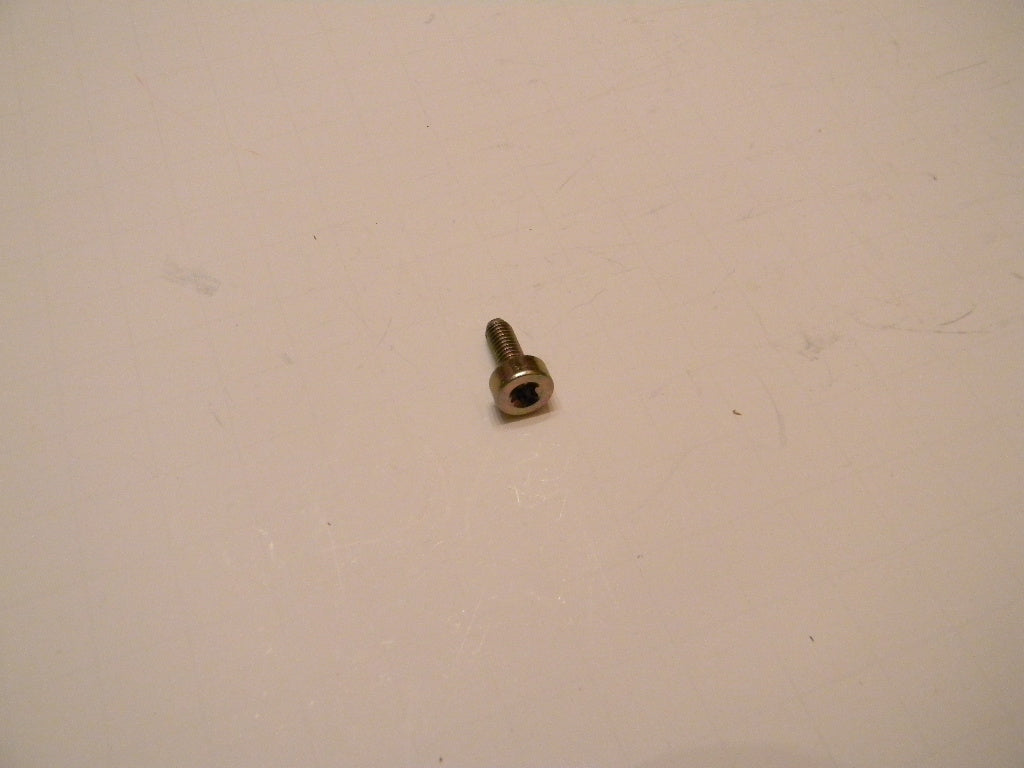 TLST0491 5 x 12 TORX SCREW = FT : STIHL 020, 020T, 024, 026, 028, 034, 036, 038, 044, 046, 064, 066, 08S, 084, 088, MS192T, MS200, MS200T, MS240, MS260, MS340, ETC
