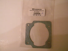 537-005701 CYLINDER GASKET = 1-PC: Jonsered  2186, 2188 / Husqvarna 385, 390 / OEM = 537-005701, 537 00 57-01